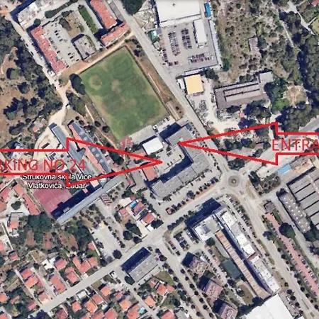 Mira With Parking Apartmán Zadar
